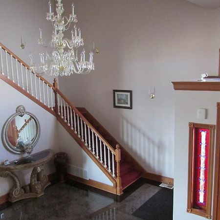 Mansion Inn Lake Stevens Ngoại thất bức ảnh